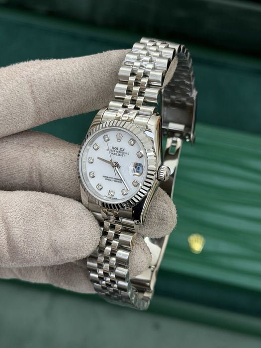 Rolex Date-Just 31mm Pearl Dial