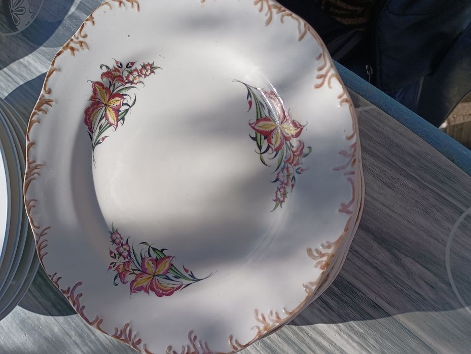 Чинии порцеланови нови