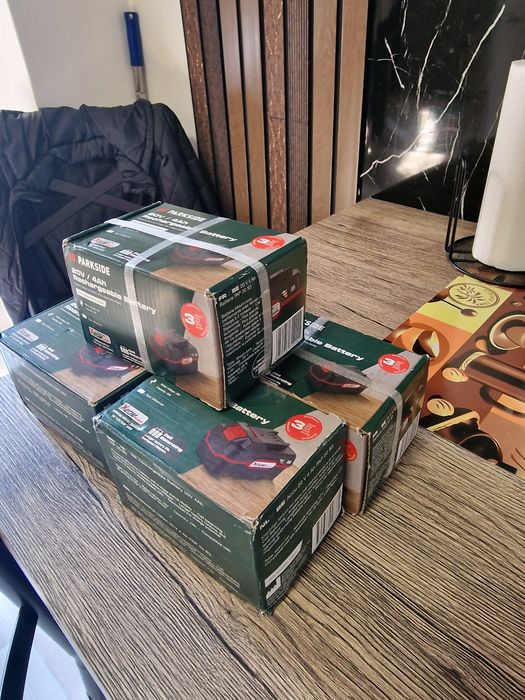 Baterii Parkside 20V 4Ah noi sigilate ridicare personala nu livrez