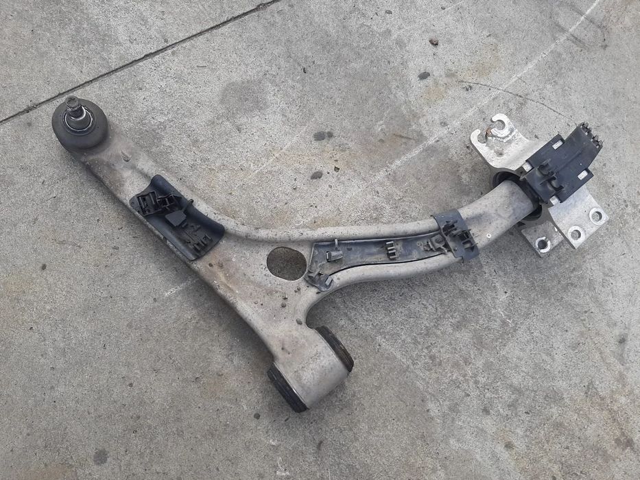 brat bascula dreapta fata 2.0cdi  mercedes a-class w176