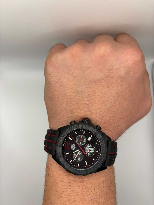 Мъжки часовник Tag Heuer Manchester United CAZ101J.FT8027