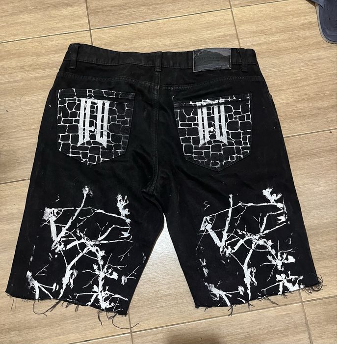 мега яки къси дънки