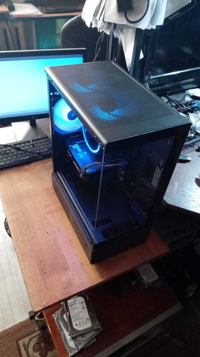 новый игровой Core i3 10100\озу16G\SSD500\GTХ 1660