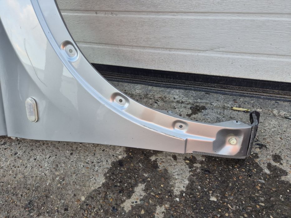 Aripă Dreapta Față Nissan Qashqai J10 2007-2010