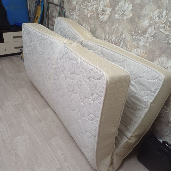 Продается Ортопедический Матрац спальный