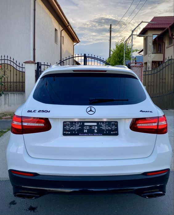 Mercedes-Benz GLC 250 d 4MATIC | Airmatic | Burmester | Distronic | HUD | 177.000 km reali