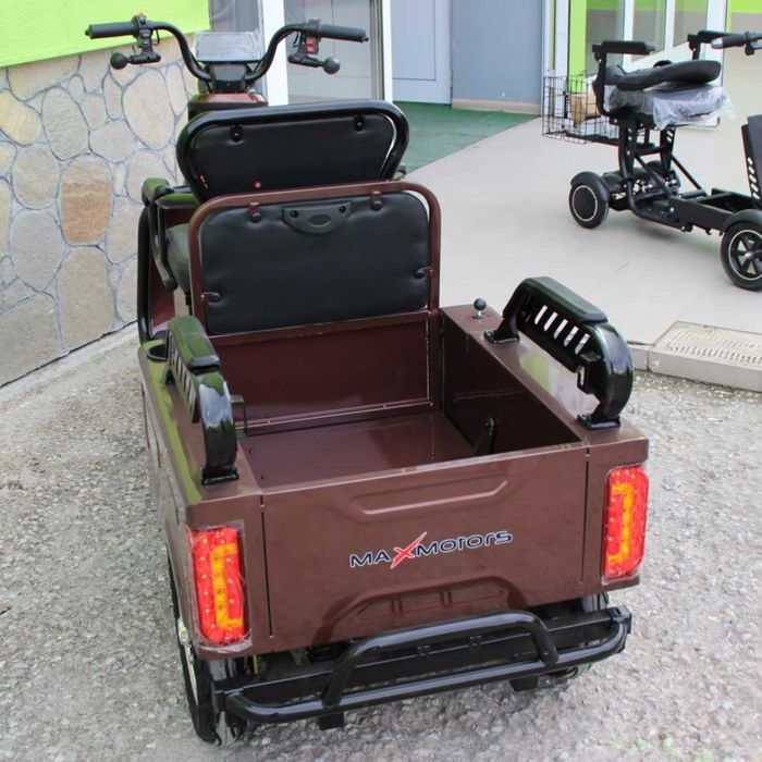 Двуместна CARGO електрическа триколка Max Motors CARGO LUX 1500W BROWN