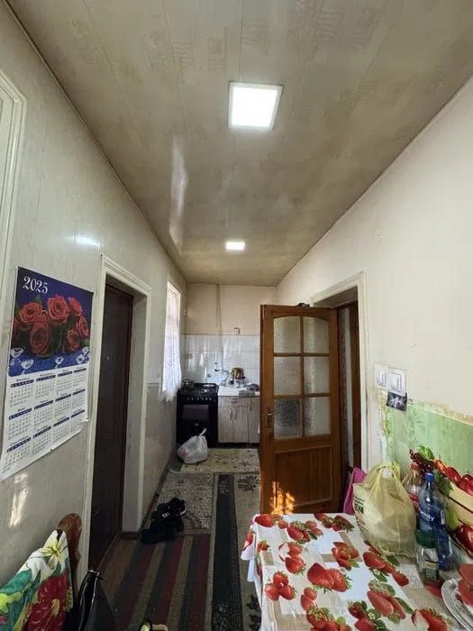 #1870

Юнусабад 18 квартал
1/1/4 галерейка,