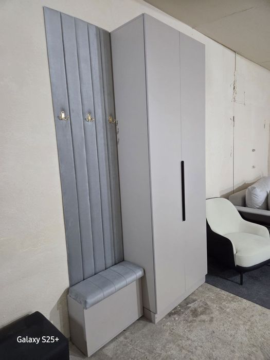 Прихожка со шкафом