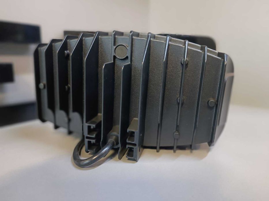 LED мощен диоден фар 12-24V за камиони трактори джипове 10C04