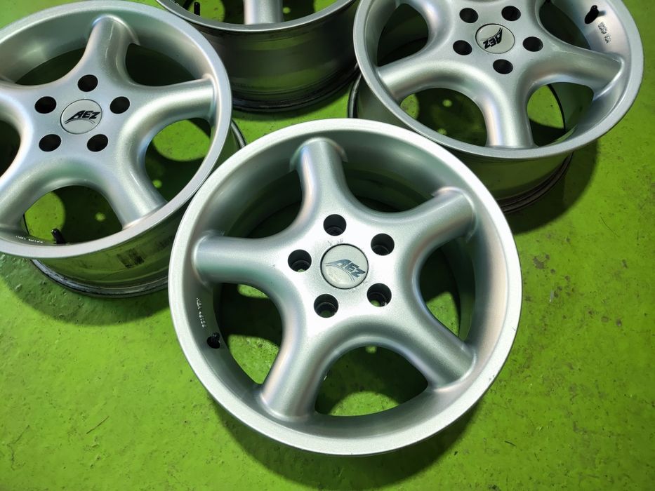 16 5x114.3 Лети джанти 5х114.3