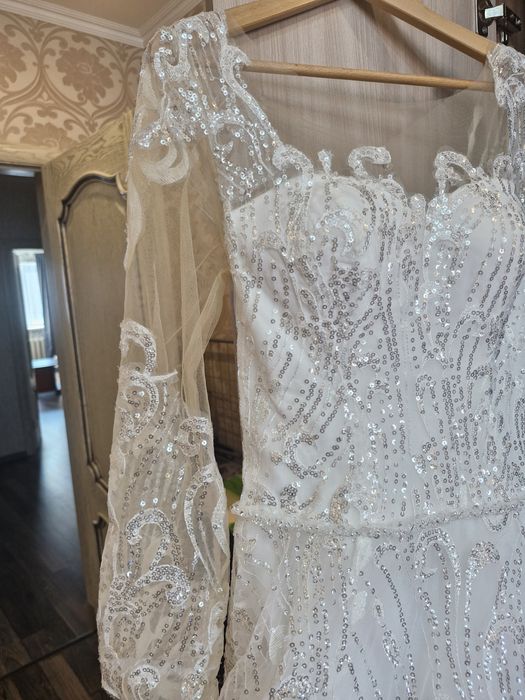 Свадебное платье 46 рр