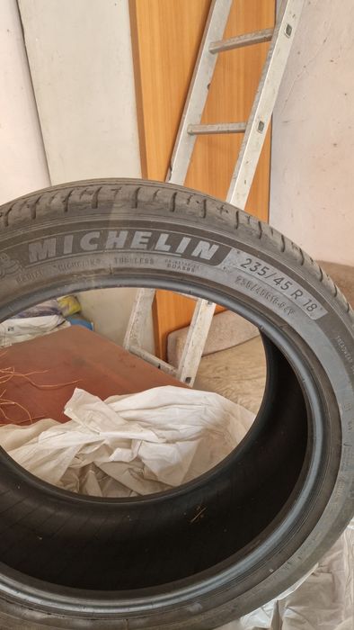 Продам шины Michelin