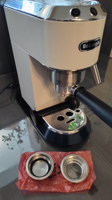Продавам кафемашина Делонги