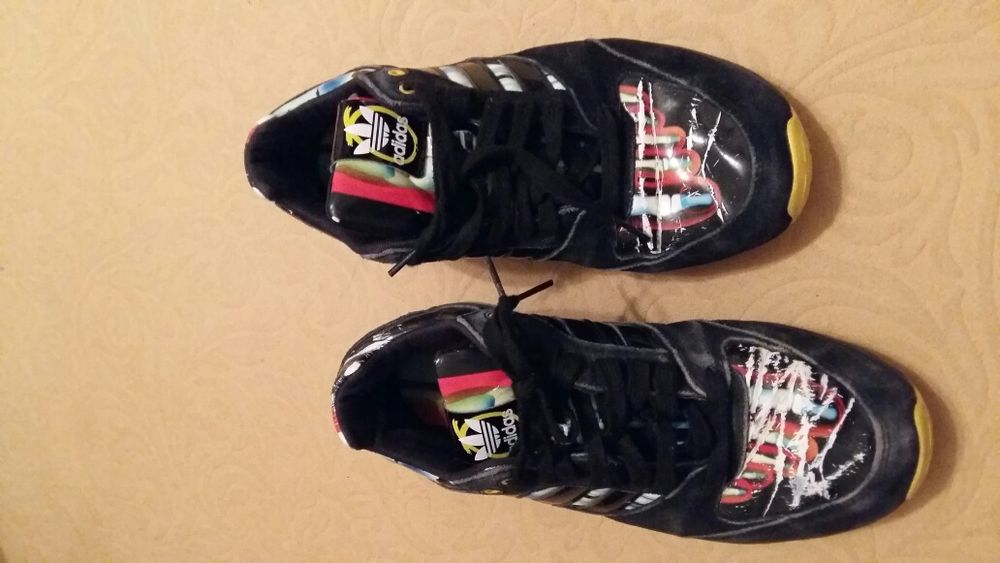 Маратонки адидас 40 номер в много добро състояние