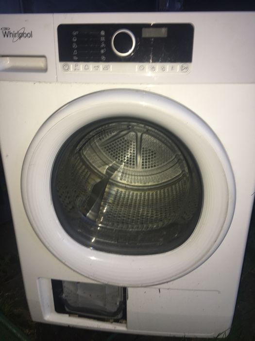 Сушилня Whirlpool 6th sense 7кг с термопомпа