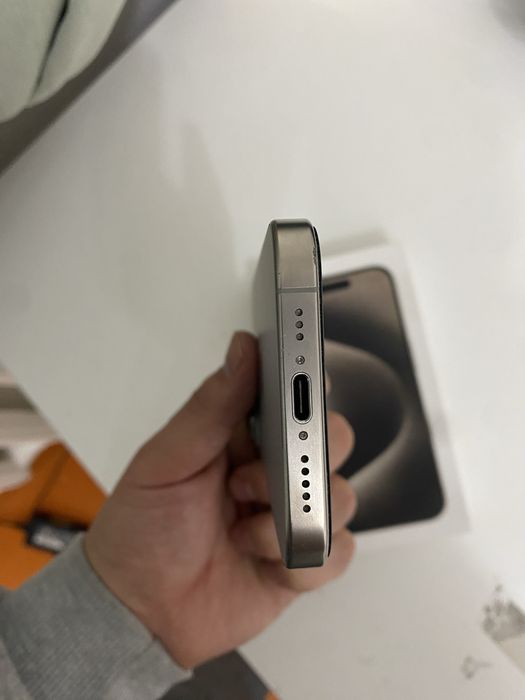 Iphone 15 Pro Natural Titanium