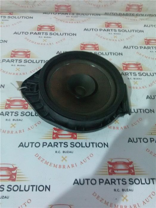 Boxa usa dreapta spate opel astra j