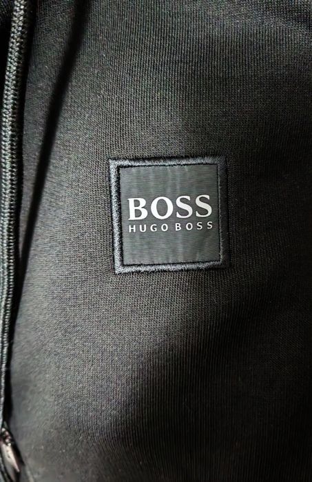 Oferta!! Trening Boss,calitate luxury,toate marimile disp.cititi descr