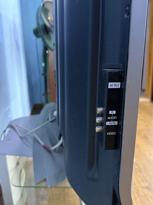 Продам телевизор LG (плазменный)