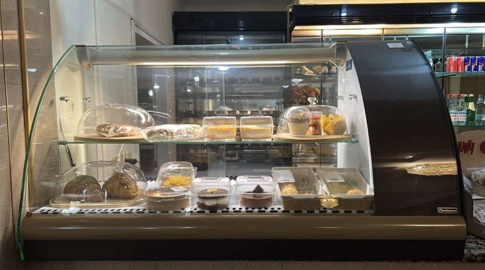 витринный холодильник