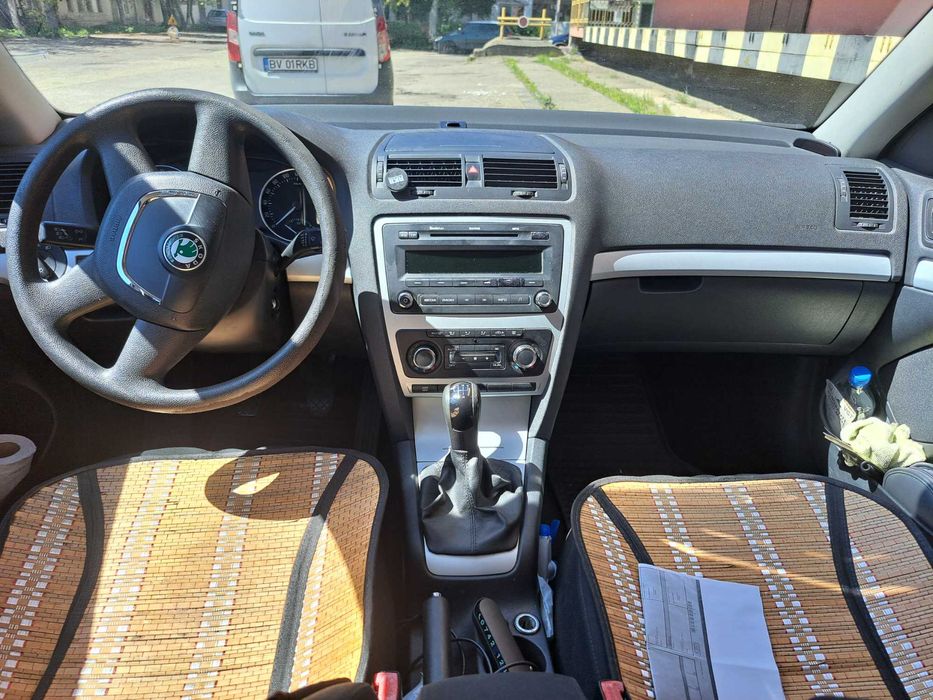 Skoda  Octavia 2