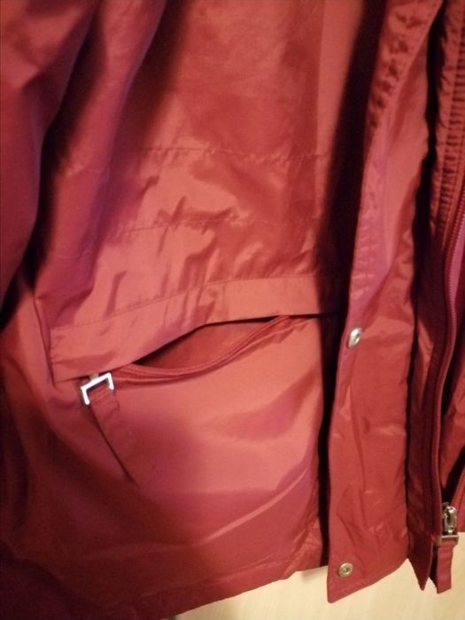 Jachetă dama grena,cu închidere dubla,buzunare interioar/exterior