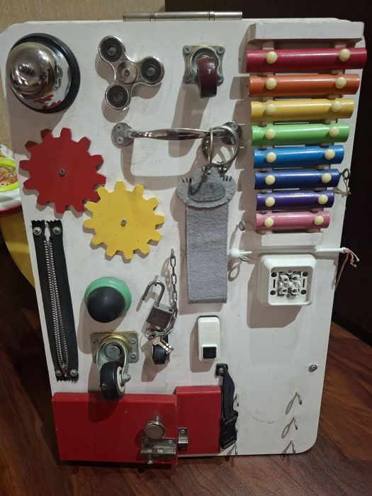 Продаются 3 развивашки для деток