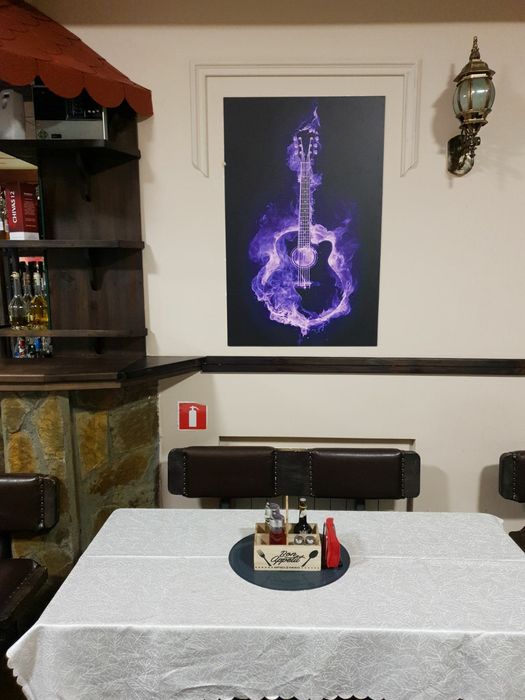 Дава се под наем Заведение в Стара Загора, Център - 200 кв.м за 947.58 € - Снимка #1