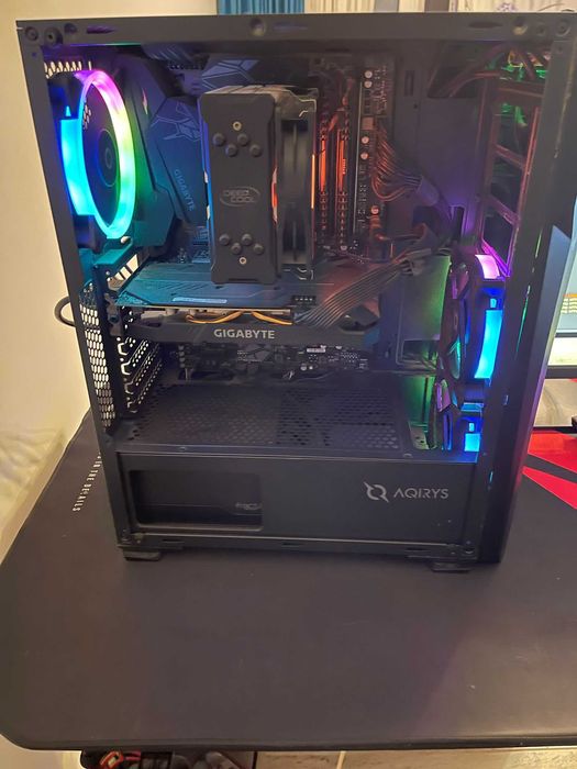 Vand PC Gaming RGB negociabil