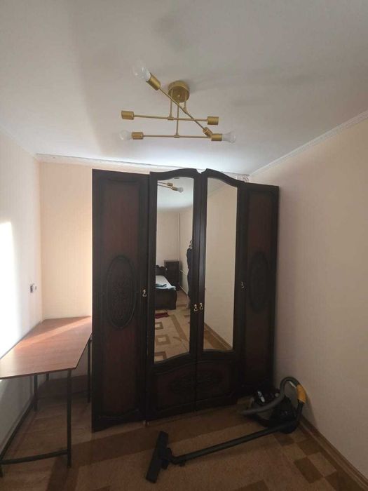 Продам 2 ком  в ЦЕНТРЕ