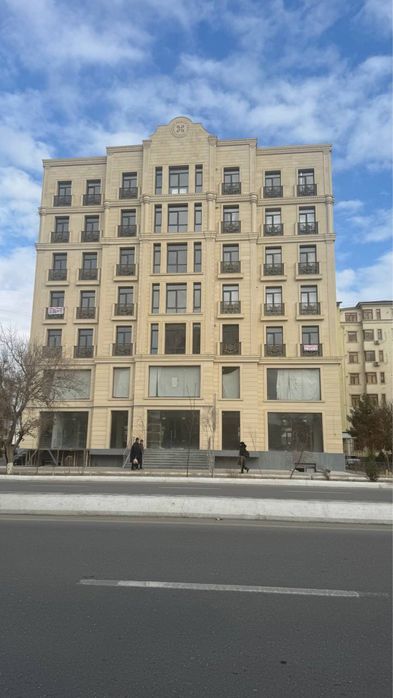 3 xonalik qilingan tayyor kvartira sotiladi