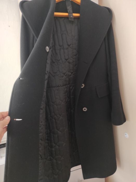 Пальто женское с капюшоном