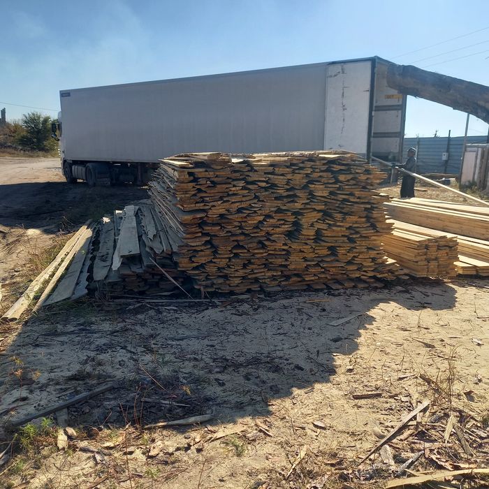 Продам необрезные доски