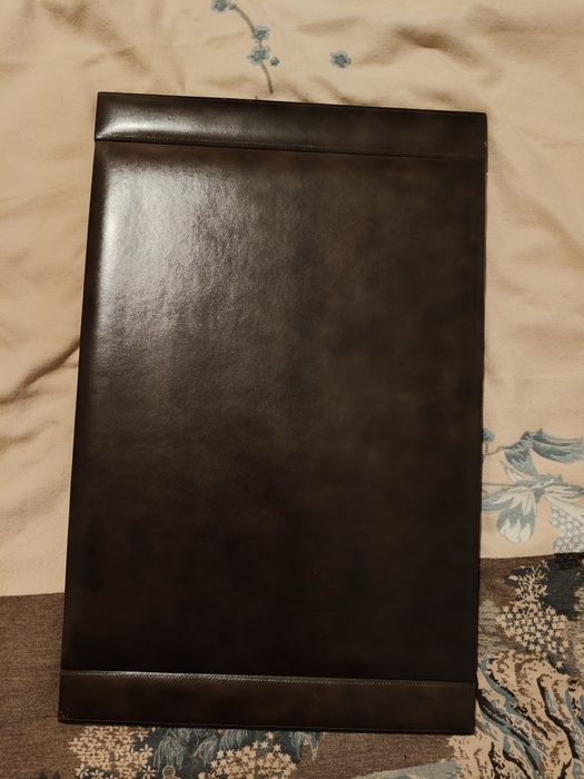 Mapă/portofoliu A3 piele – maro închis – defect estetic la colț