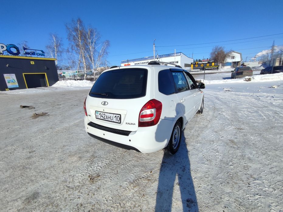 Калина 2 16клапан автомат люкс