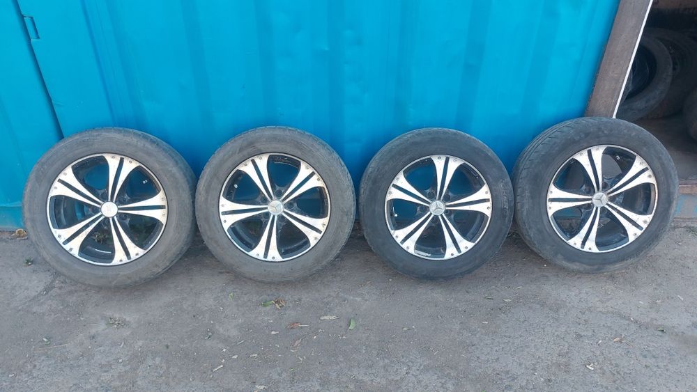 Продам шины с дисками мерс в сборе