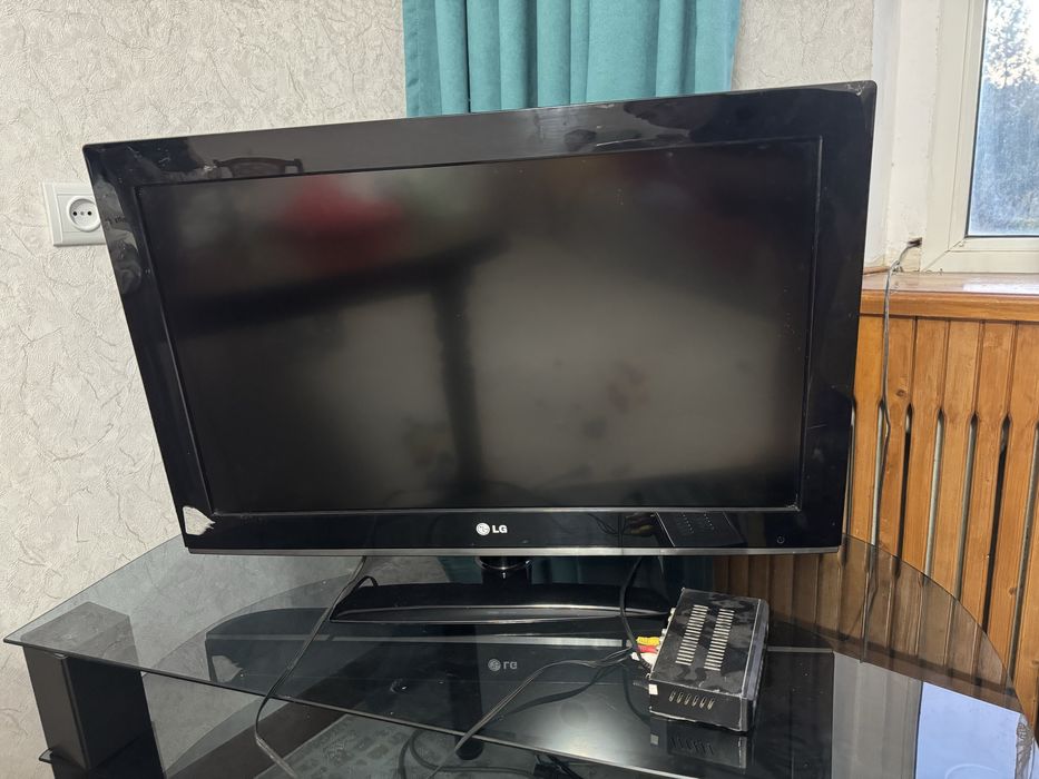 LG телевизор с гарантией.
