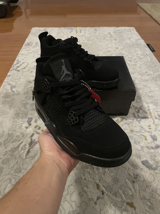 Jordan 4 Black Cat