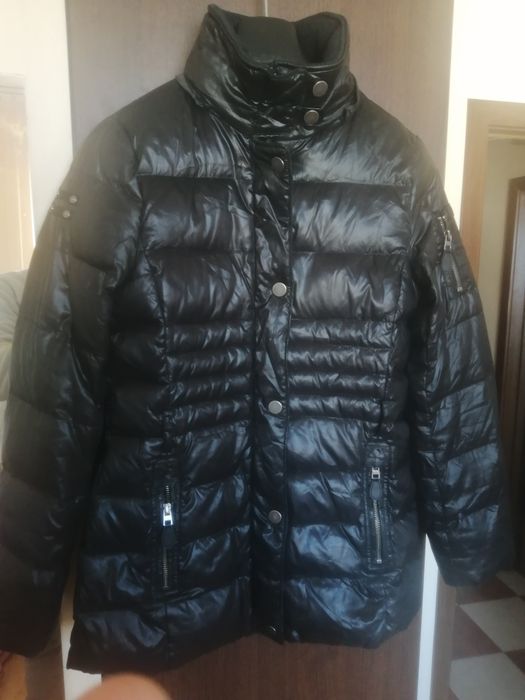 Дамско яке шушляково. Цвят черно.