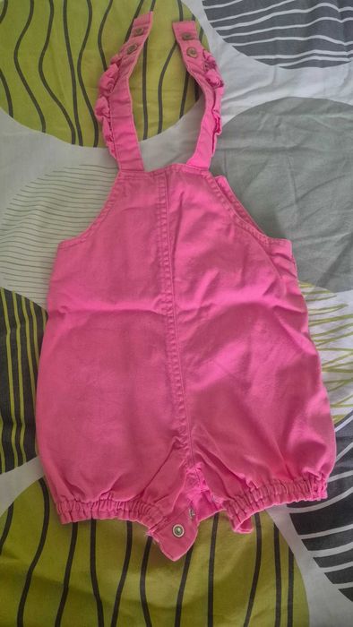 Бебешки дрехи:  Подходящи за лято.