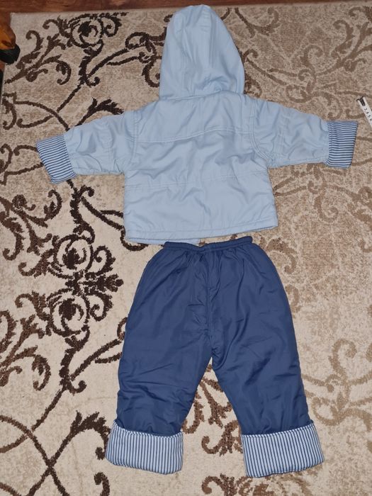 Продам костюм весна/осень.