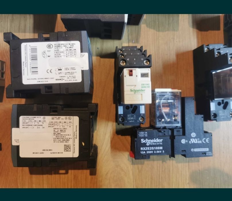 Contactoare tetrapolare-trifazice-monofazice sigurante