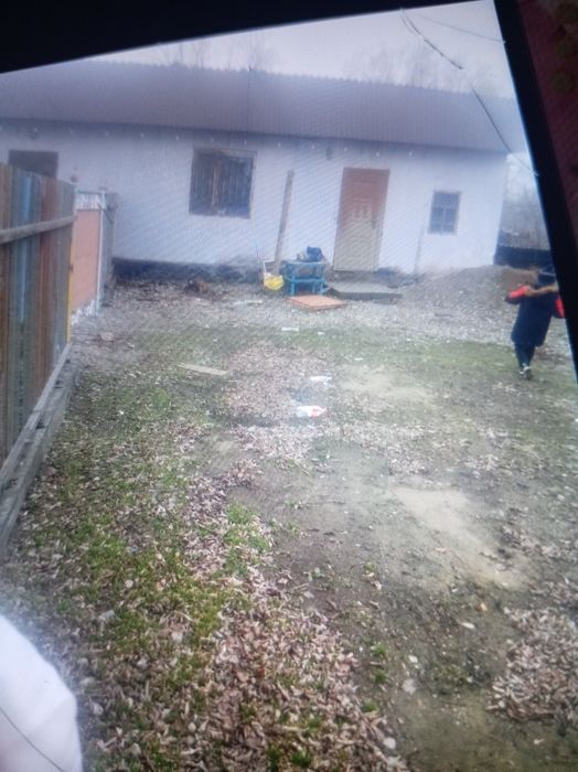 Продам магазин,  у проезжей части.