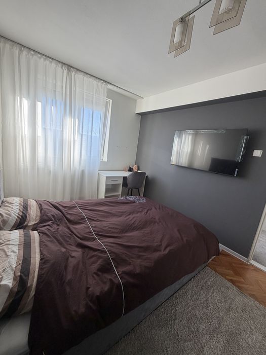 inchiriez apartament 2 camere ultracentral