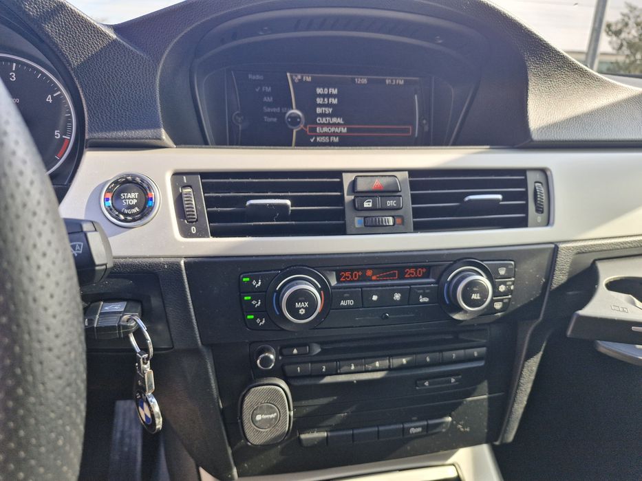 De vanzare bmw e90 an 2010 lci facelift 6300 euro negociabil!