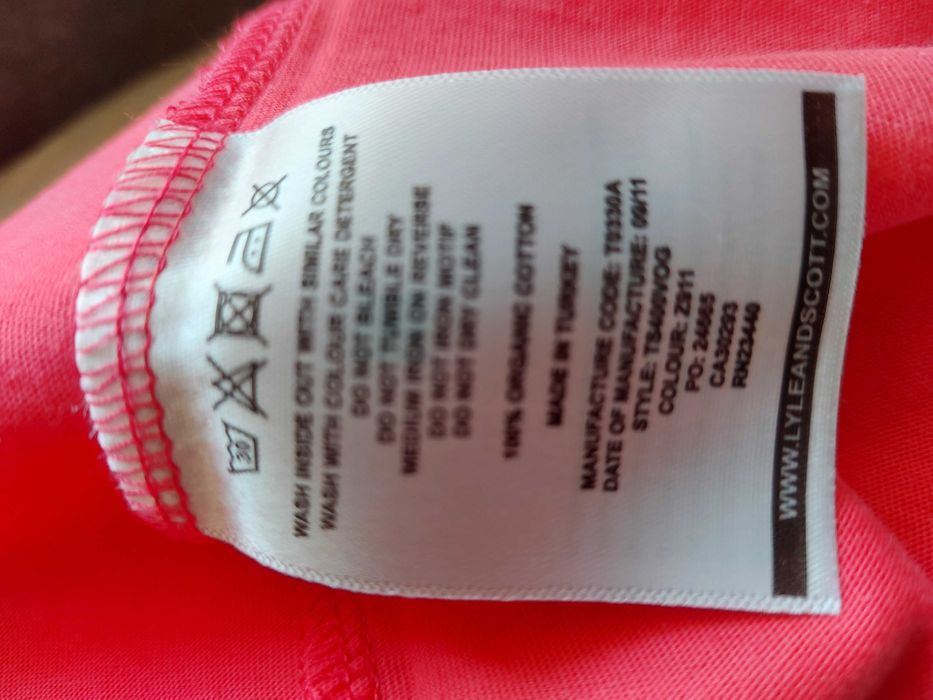 Нова оригинална тениска  LYLE & SCOTT XL