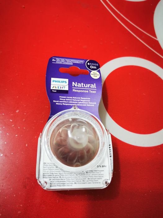 Vând diferite produse bebeluși, biberoane și pompa san