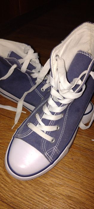 Дънкови кецове неизползвани