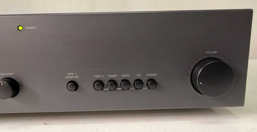 Amplificator High-End NAD 302 – Sunet Audiofil – Piesa de Colectie